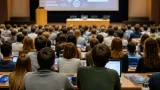 La Facultad de Educación de la EHU revisa el TFG y triplica el peso del oral por el reto de la IA