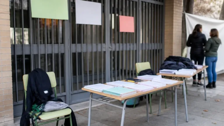 La huelga indefinida de educación en Madrid entra en su tercera semana sin negociación
